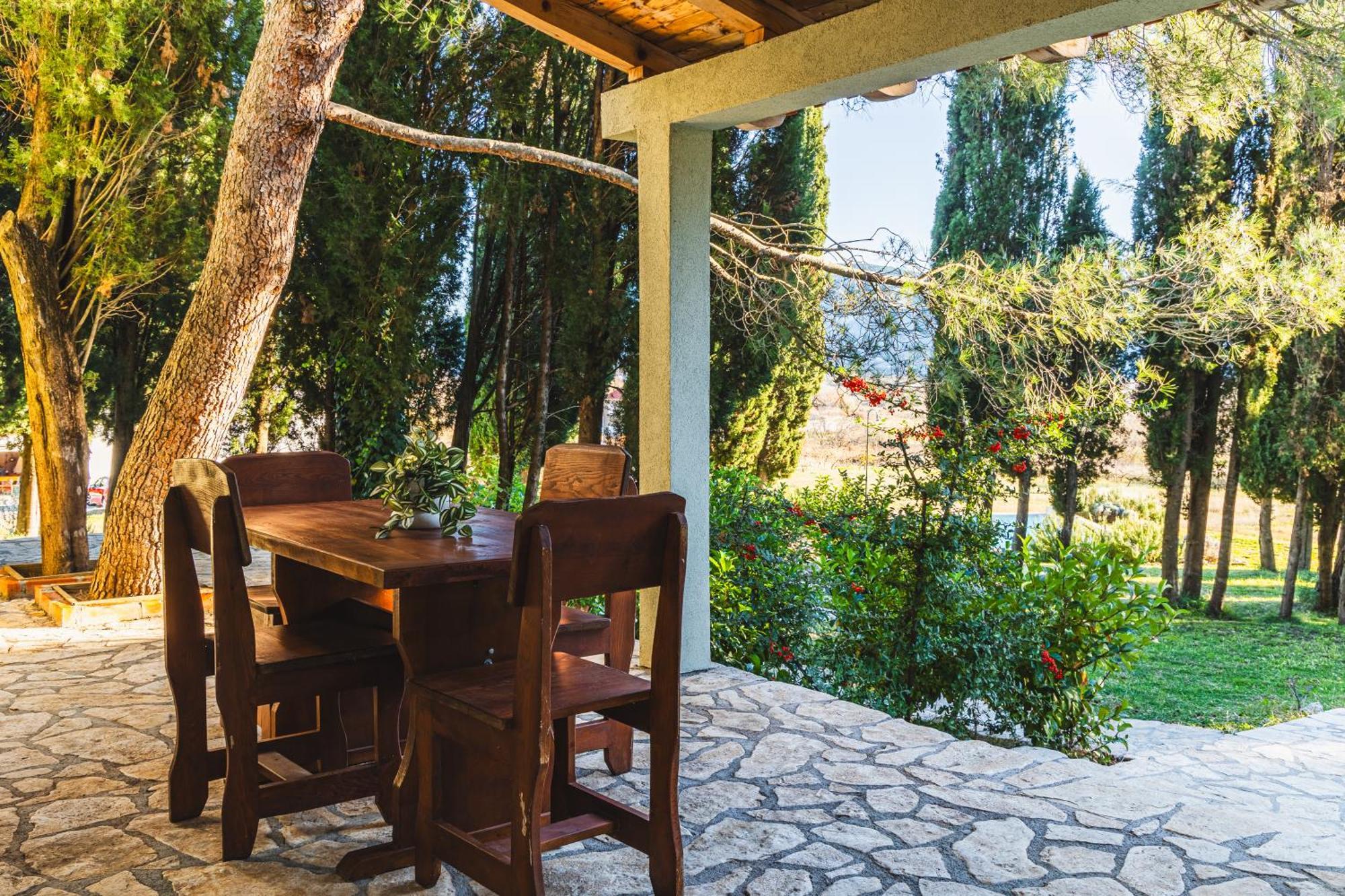 Country House Uros In Nature With Pool Lovorno Екстер'єр фото